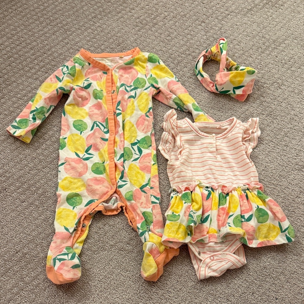 Jessica Simpson Citrus Print Kids Footie and Dress Set